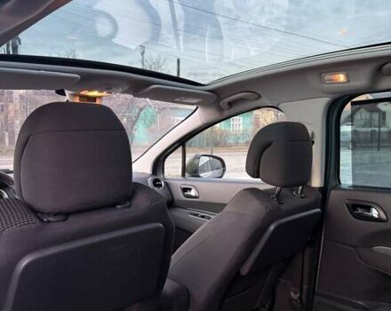 Серый Пежо 5008, объемом двигателя 1.56 л и пробегом 208 тыс. км за 9750 $, фото 53 на Automoto.ua