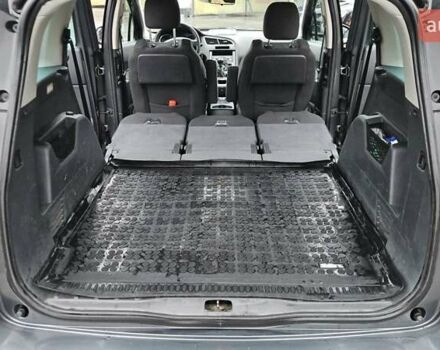 Сірий Пежо 5008, об'ємом двигуна 1.56 л та пробігом 263 тис. км за 10200 $, фото 30 на Automoto.ua