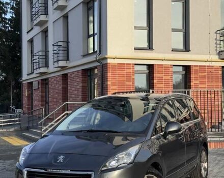 Серый Пежо 5008, объемом двигателя 1.56 л и пробегом 230 тыс. км за 9800 $, фото 4 на Automoto.ua