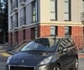 Серый Пежо 5008, объемом двигателя 1.56 л и пробегом 230 тыс. км за 9800 $, фото 4 на Automoto.ua
