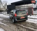 Сірий Пежо 5008, об'ємом двигуна 1.6 л та пробігом 185 тис. км за 10400 $, фото 11 на Automoto.ua