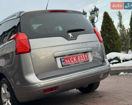 Сірий Пежо 5008, об'ємом двигуна 1.6 л та пробігом 223 тис. км за 10750 $, фото 24 на Automoto.ua
