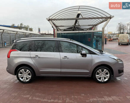 Сірий Пежо 5008, об'ємом двигуна 1.6 л та пробігом 200 тис. км за 12300 $, фото 12 на Automoto.ua