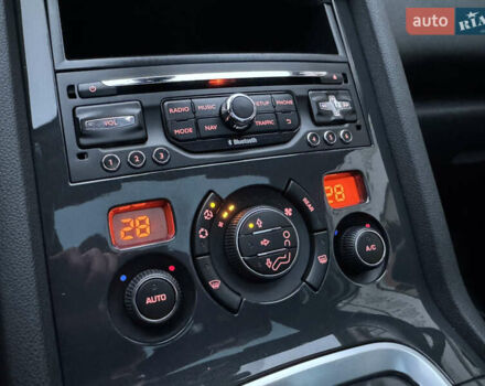 Сірий Пежо 5008, об'ємом двигуна 1.6 л та пробігом 223 тис. км за 10750 $, фото 85 на Automoto.ua