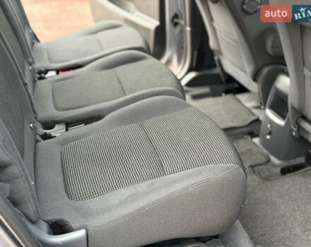 Сірий Пежо 5008, об'ємом двигуна 1.6 л та пробігом 200 тис. км за 12300 $, фото 28 на Automoto.ua