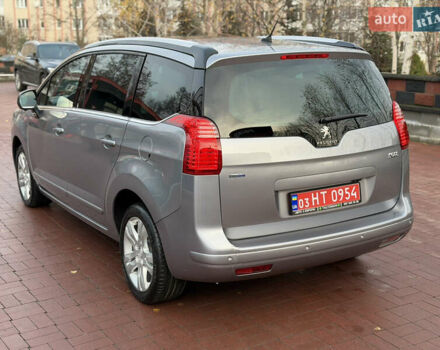 Сірий Пежо 5008, об'ємом двигуна 1.6 л та пробігом 200 тис. км за 12300 $, фото 8 на Automoto.ua