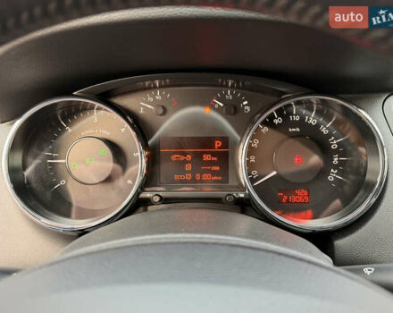 Сірий Пежо 5008, об'ємом двигуна 1.6 л та пробігом 200 тис. км за 12300 $, фото 63 на Automoto.ua