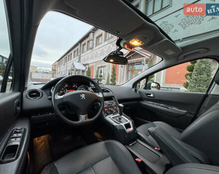 Сірий Пежо 5008, об'ємом двигуна 1.6 л та пробігом 223 тис. км за 10750 $, фото 87 на Automoto.ua