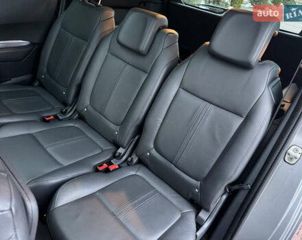 Сірий Пежо 5008, об'ємом двигуна 1.6 л та пробігом 223 тис. км за 10750 $, фото 115 на Automoto.ua