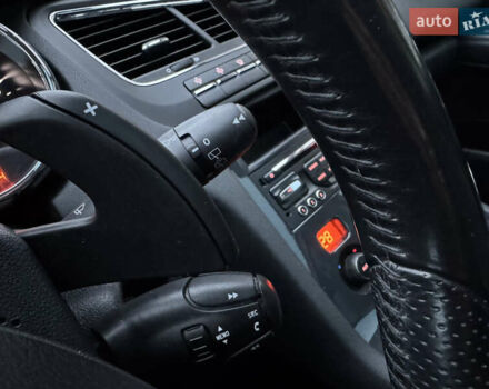 Сірий Пежо 5008, об'ємом двигуна 1.6 л та пробігом 223 тис. км за 10750 $, фото 74 на Automoto.ua