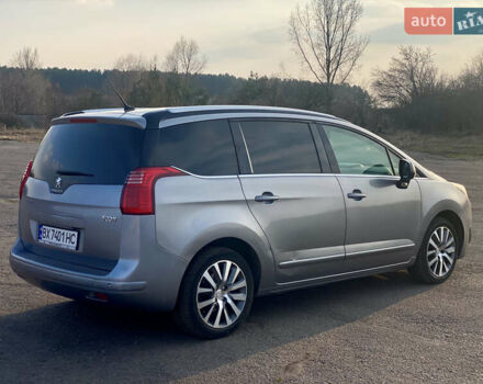 Серый Пежо 5008, объемом двигателя 2 л и пробегом 315 тыс. км за 10299 $, фото 6 на Automoto.ua