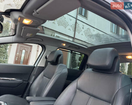 Сірий Пежо 5008, об'ємом двигуна 1.6 л та пробігом 223 тис. км за 10750 $, фото 4 на Automoto.ua