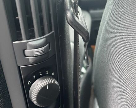 Серый Пежо 5008, объемом двигателя 2 л и пробегом 240 тыс. км за 12300 $, фото 18 на Automoto.ua