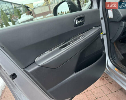 Сірий Пежо 5008, об'ємом двигуна 1.6 л та пробігом 223 тис. км за 10750 $, фото 57 на Automoto.ua