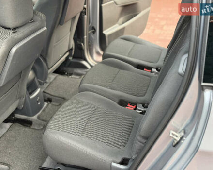 Сірий Пежо 5008, об'ємом двигуна 1.6 л та пробігом 200 тис. км за 12300 $, фото 32 на Automoto.ua