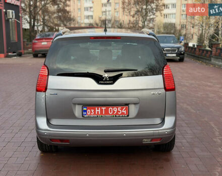 Сірий Пежо 5008, об'ємом двигуна 1.6 л та пробігом 200 тис. км за 12300 $, фото 5 на Automoto.ua