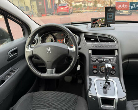 Сірий Пежо 5008, об'ємом двигуна 1.6 л та пробігом 200 тис. км за 12300 $, фото 59 на Automoto.ua