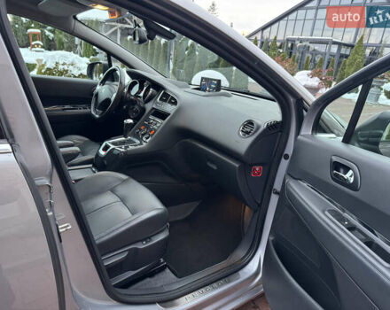 Сірий Пежо 5008, об'ємом двигуна 1.6 л та пробігом 223 тис. км за 10750 $, фото 92 на Automoto.ua