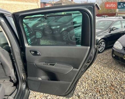 Сірий Пежо 5008, об'ємом двигуна 1.6 л та пробігом 202 тис. км за 10699 $, фото 15 на Automoto.ua