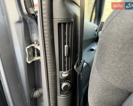 Сірий Пежо 5008, об'ємом двигуна 1.6 л та пробігом 200 тис. км за 12300 $, фото 61 на Automoto.ua