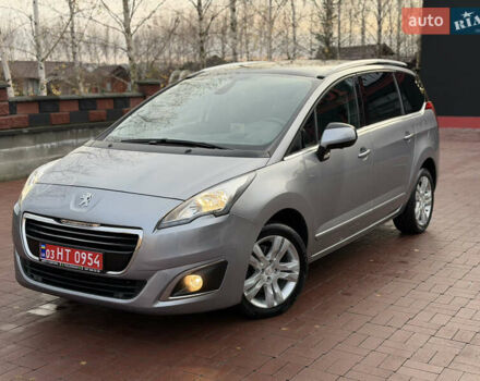 Сірий Пежо 5008, об'ємом двигуна 1.6 л та пробігом 200 тис. км за 12300 $, фото 41 на Automoto.ua