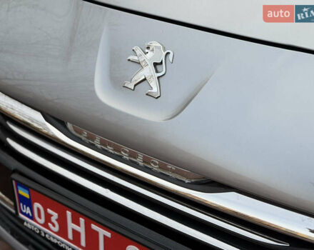 Сірий Пежо 5008, об'ємом двигуна 1.6 л та пробігом 200 тис. км за 12300 $, фото 15 на Automoto.ua