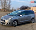 Серый Пежо 5008, объемом двигателя 2 л и пробегом 315 тыс. км за 10299 $, фото 2 на Automoto.ua