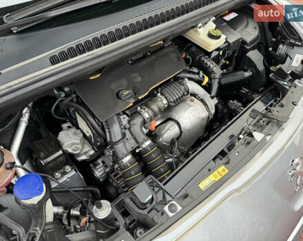 Сірий Пежо 5008, об'ємом двигуна 1.6 л та пробігом 200 тис. км за 12300 $, фото 74 на Automoto.ua