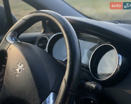 Серый Пежо 5008, объемом двигателя 2 л и пробегом 315 тыс. км за 10299 $, фото 39 на Automoto.ua