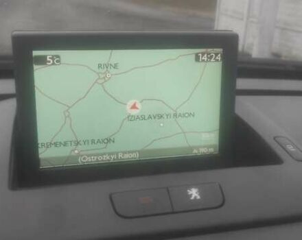 Серый Пежо 5008, объемом двигателя 1.56 л и пробегом 193 тыс. км за 10350 $, фото 11 на Automoto.ua