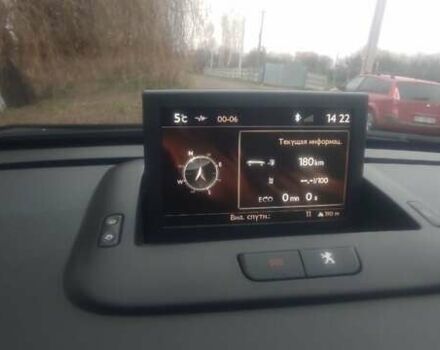 Серый Пежо 5008, объемом двигателя 1.56 л и пробегом 193 тыс. км за 10350 $, фото 9 на Automoto.ua