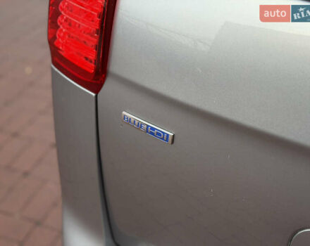 Сірий Пежо 5008, об'ємом двигуна 1.6 л та пробігом 200 тис. км за 12300 $, фото 10 на Automoto.ua