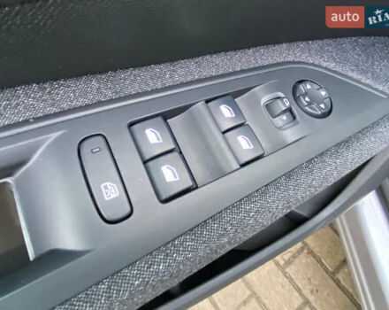 Сірий Пежо 5008, об'ємом двигуна 1.6 л та пробігом 221 тис. км за 21500 $, фото 18 на Automoto.ua