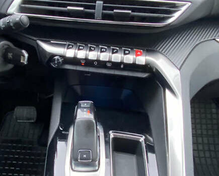 Сірий Пежо 5008, об'ємом двигуна 1.6 л та пробігом 221 тис. км за 21500 $, фото 16 на Automoto.ua