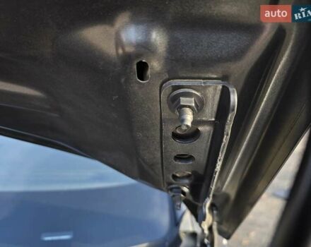 Сірий Пежо 5008, об'ємом двигуна 0 л та пробігом 137 тис. км за 25999 $, фото 63 на Automoto.ua