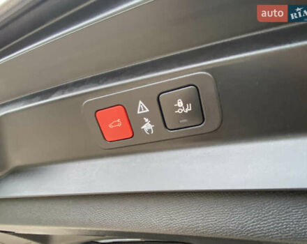 Серый Пежо 5008, объемом двигателя 1.5 л и пробегом 163 тыс. км за 23600 $, фото 34 на Automoto.ua