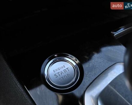 Сірий Пежо 5008, об'ємом двигуна 0 л та пробігом 137 тис. км за 25999 $, фото 48 на Automoto.ua