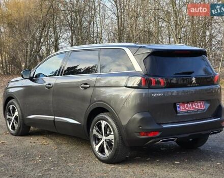 Сірий Пежо 5008, об'ємом двигуна 0 л та пробігом 137 тис. км за 25999 $, фото 2 на Automoto.ua