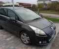 Серый Пежо 5008, объемом двигателя 1.6 л и пробегом 196 тыс. км за 6200 $, фото 3 на Automoto.ua