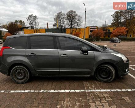 Пежо 5008 2009 в Житомире на Automoto.ua Серый Пежо 5008, объемом двигателя 1.56 л и пробегом 350 тыс. км за 6500 $, фото 4 на Automoto.ua