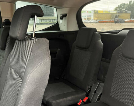 Пежо 5008 2009 в Житомире на Automoto.ua Серый Пежо 5008, объемом двигателя 1.56 л и пробегом 350 тыс. км за 6500 $, фото 10 на Automoto.ua