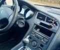 Серый Пежо 5008, объемом двигателя 1.6 л и пробегом 280 тыс. км за 8300 $, фото 2 на Automoto.ua