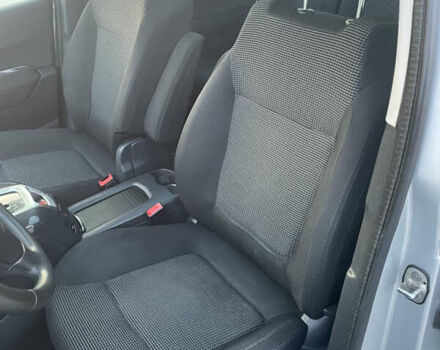 Сірий Пежо 5008, об'ємом двигуна 2 л та пробігом 337 тис. км за 9000 $, фото 22 на Automoto.ua