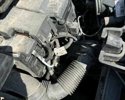 Серый Пежо 5008, объемом двигателя 1.6 л и пробегом 298 тыс. км за 7500 $, фото 7 на Automoto.ua