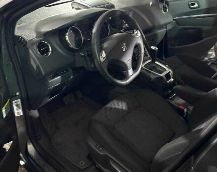 Сірий Пежо 5008, об'ємом двигуна 1.6 л та пробігом 179 тис. км за 6500 $, фото 15 на Automoto.ua