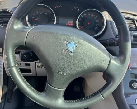 Серый Пежо 5008, объемом двигателя 2 л и пробегом 240 тыс. км за 9000 $, фото 16 на Automoto.ua