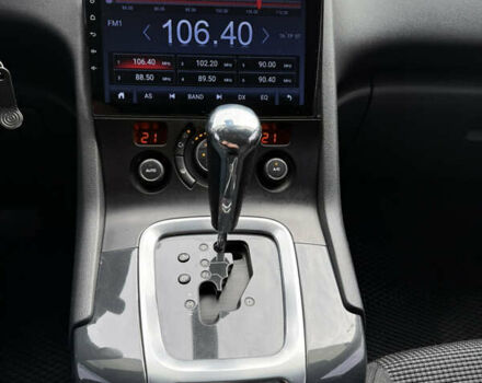 Серый Пежо 5008, объемом двигателя 2 л и пробегом 306 тыс. км за 8800 $, фото 11 на Automoto.ua