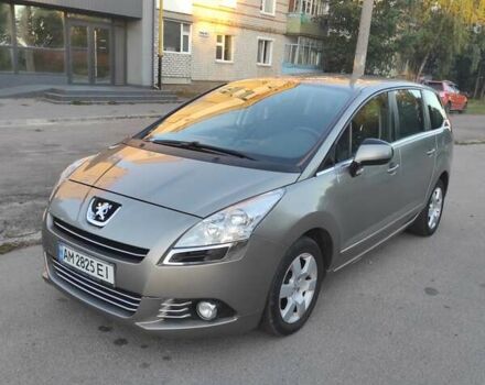 Серый Пежо 5008, объемом двигателя 1.56 л и пробегом 235 тыс. км за 7450 $, фото 4 на Automoto.ua