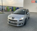 Сірий Пежо 5008, об'ємом двигуна 2 л та пробігом 337 тис. км за 9000 $, фото 5 на Automoto.ua