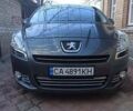 Серый Пежо 5008, объемом двигателя 1.6 л и пробегом 212 тыс. км за 7100 $, фото 1 на Automoto.ua